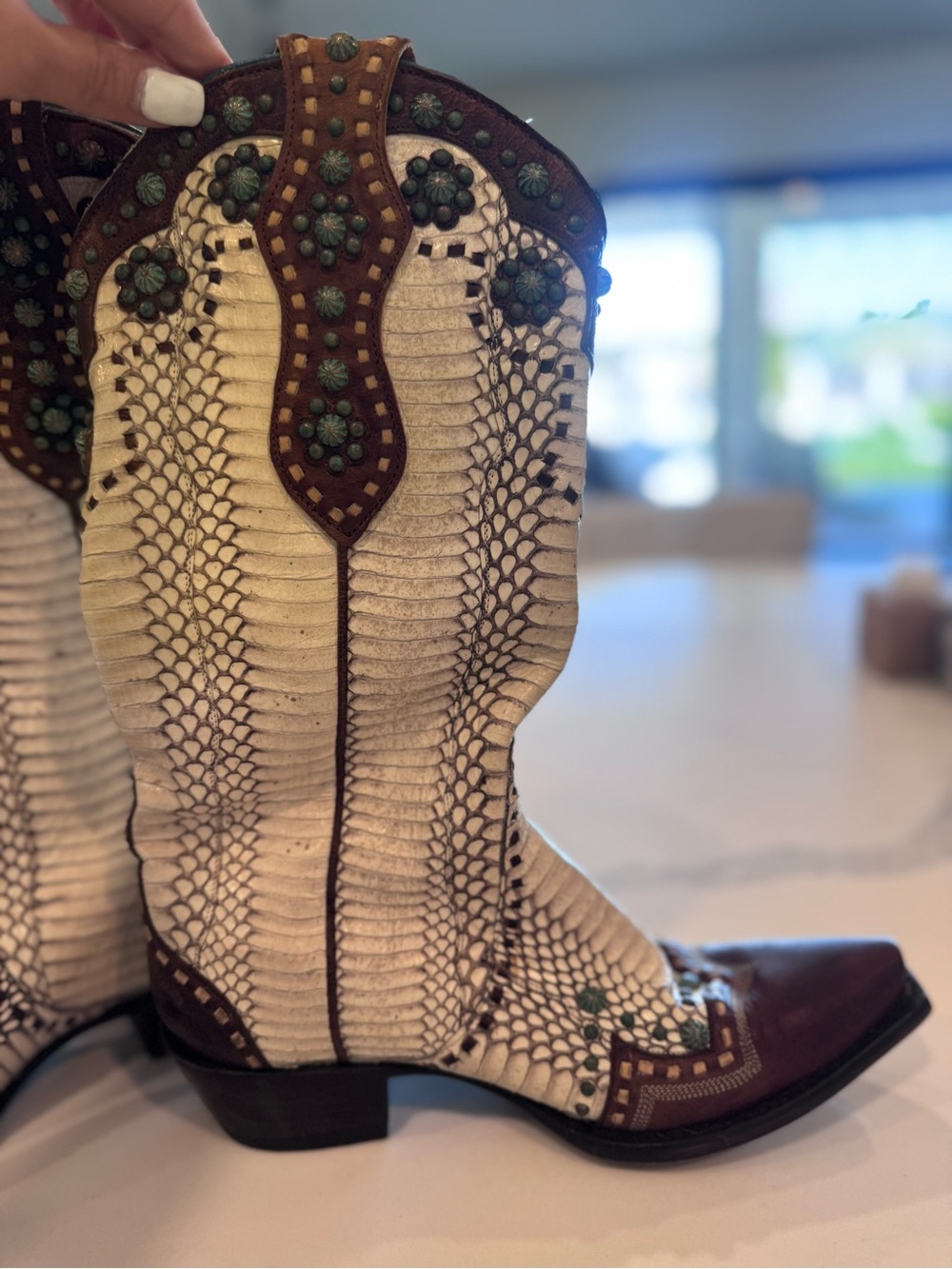 Old Gringo Cream & Brown Genuine High End Western boot. - Picture 8 of 12
